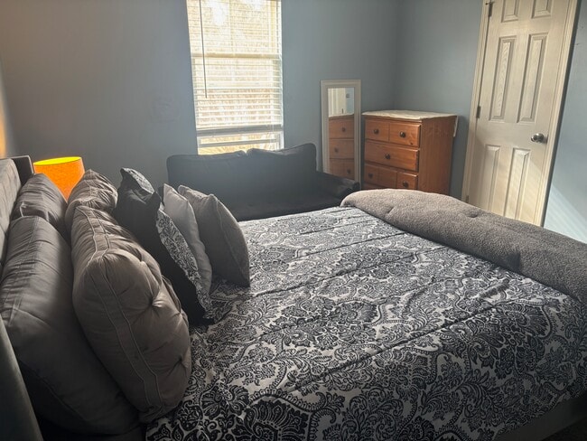 Bedroom 2 - 1207 Summerfield Ln E