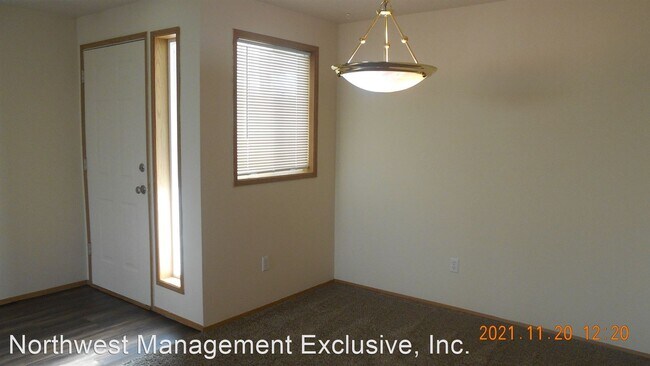 Foto del edificio - 3 br, 2 bath House - 16814 NE 20th St.