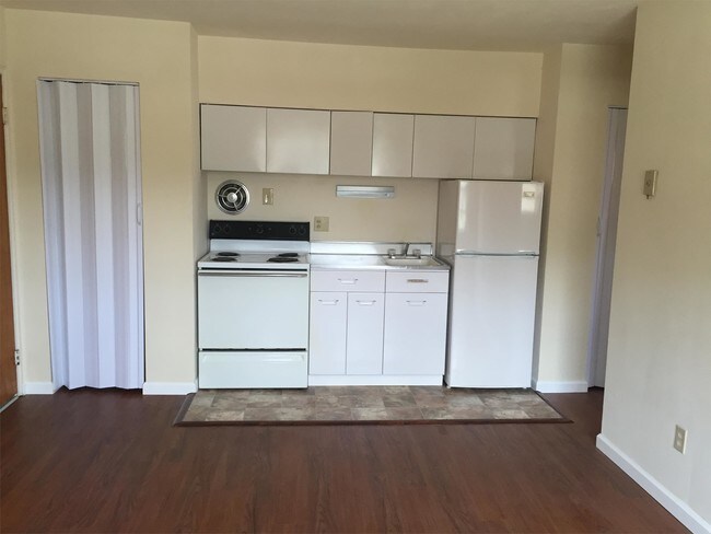 Foto del edificio - 3302 Camvic Terrace