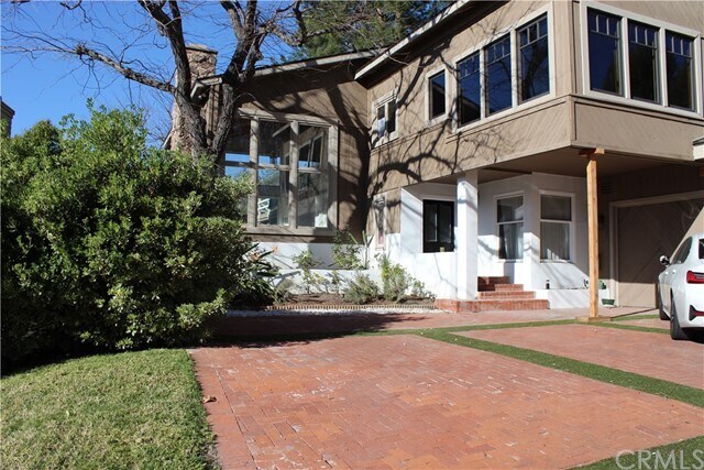 Building Photo - 31991 Via Pavo Real