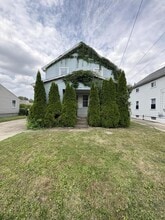 Building Photo - 461 Wilson St