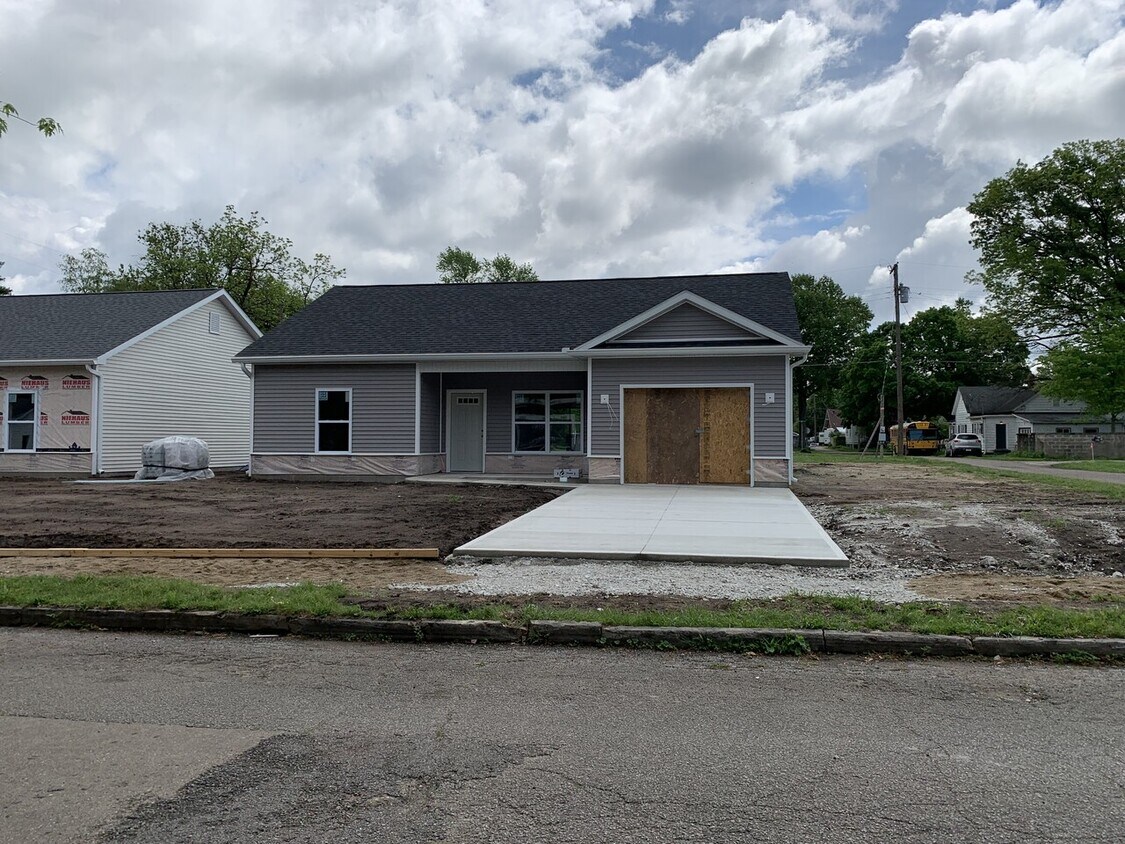 Building Photo - 1125 S 17th St