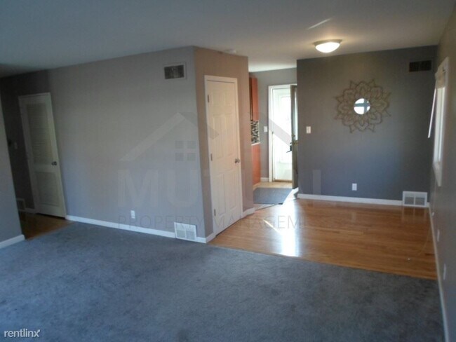 Foto del edificio - 3 br, 1 bath House - 233 Essex St