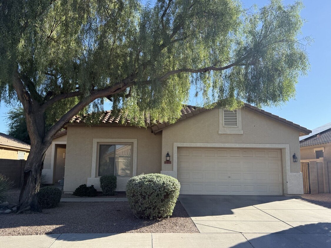 Foto principal - Great home in Sun Groves!