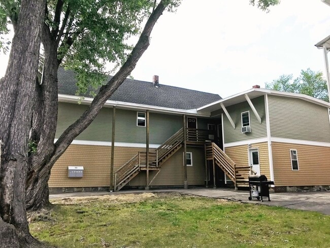 Building Photo - 53 Walker St