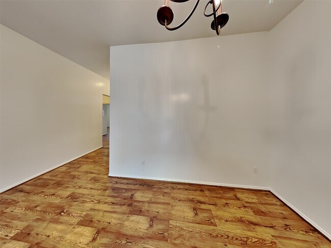 Foto del edificio - 11919 Lois Ln Dr