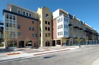 Primary Photo - Front Street Lofts