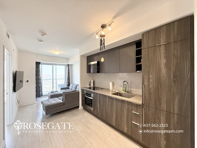 Photo du bâtiment - Modern 1-Bedroom Corner Condo with Balcony – Scarborough