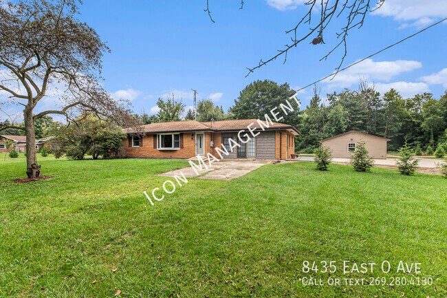 Foto del edificio - 8435 E O Ave