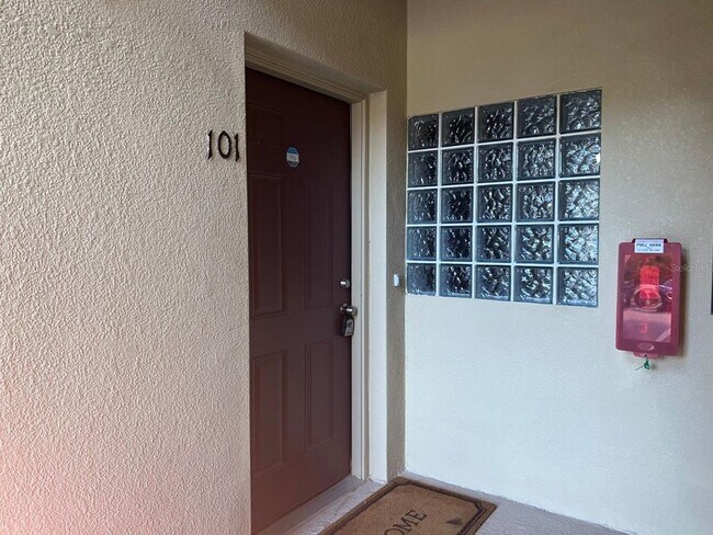 Foto del edificio - 6439 Cypressdale Dr