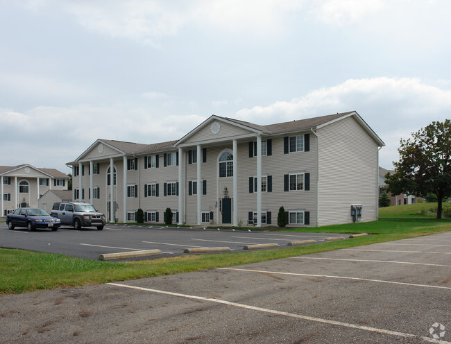 Stratford Square Apartments - Canton, OH | Apartments.com