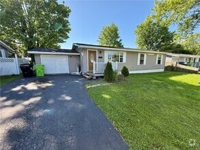 Building Photo - 114 Grandy Dr