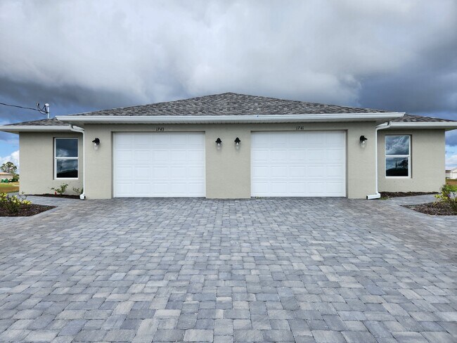 Building Photo - 1741 Diplomat Pkwy W