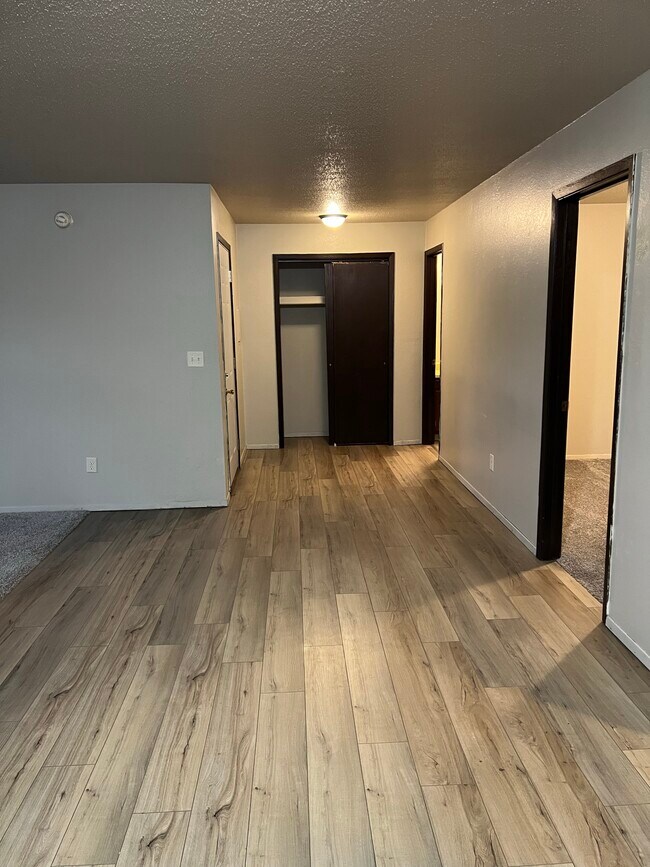 Foto del edificio - 116-120 N Cliff Ave