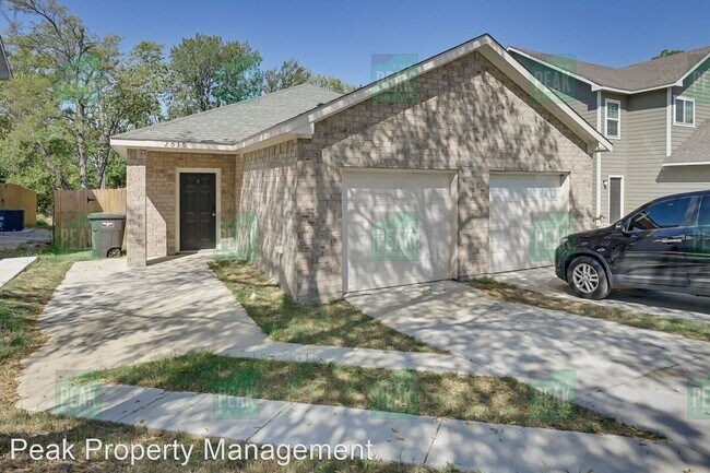 Building Photo - 2 br, 1 bath House - 2030 Brooks St