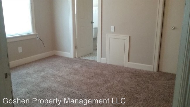 Building Photo - 3 br, 3 bath Apartment - 1435 N Fairmount