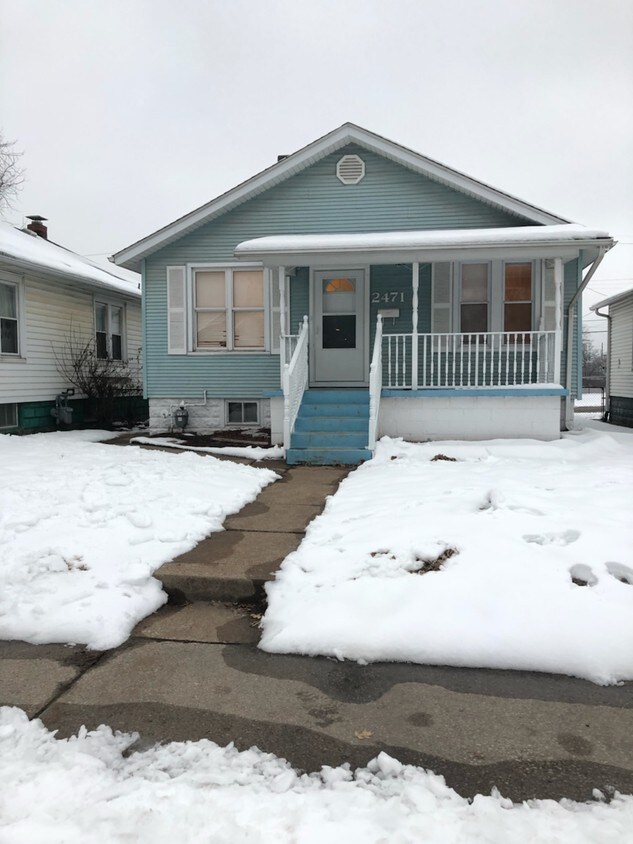 2471 Center St, Granite City, IL 62040 House Rental in Granite City, IL