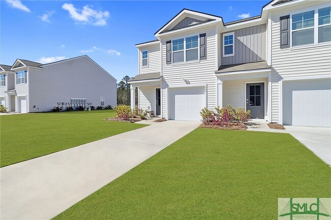 Building Photo - 443 Salvia Rd