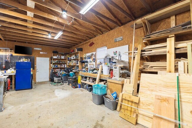 Foto del edificio - 12840 Ruby Rd
