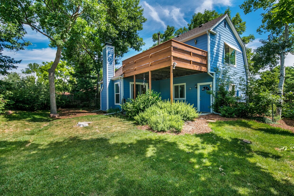 Foto principal - Lovely Louisville Home on Cul-de-Sac with ...