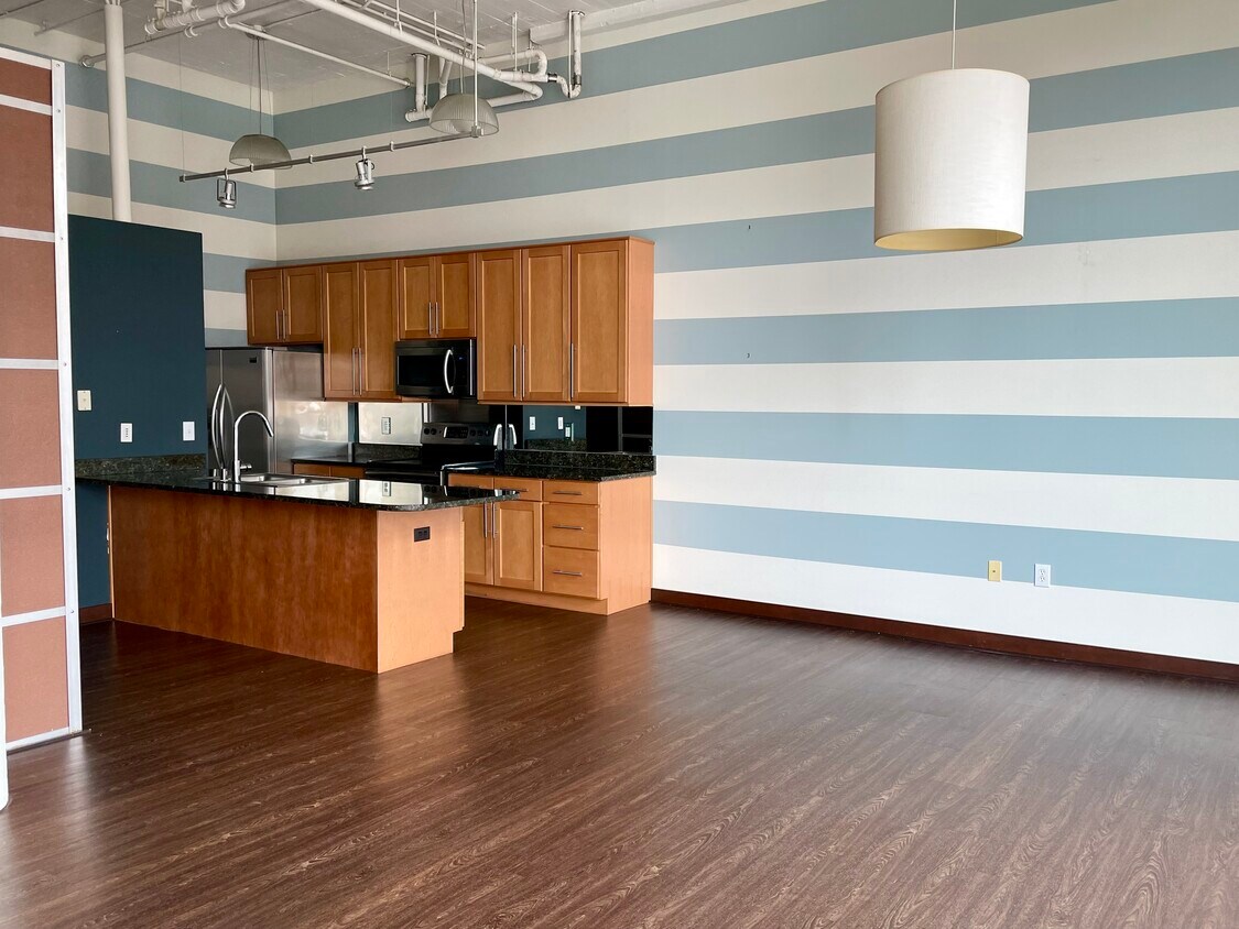 Foto principal - 309 E Market St