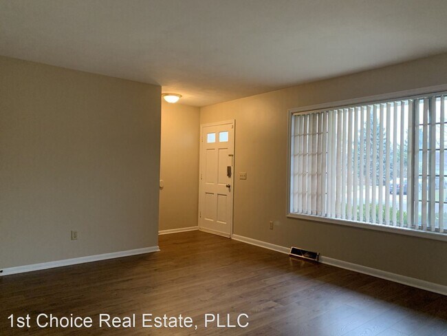 Building Photo - 4 br, 2 bath House - 108 Green Meadows Ave