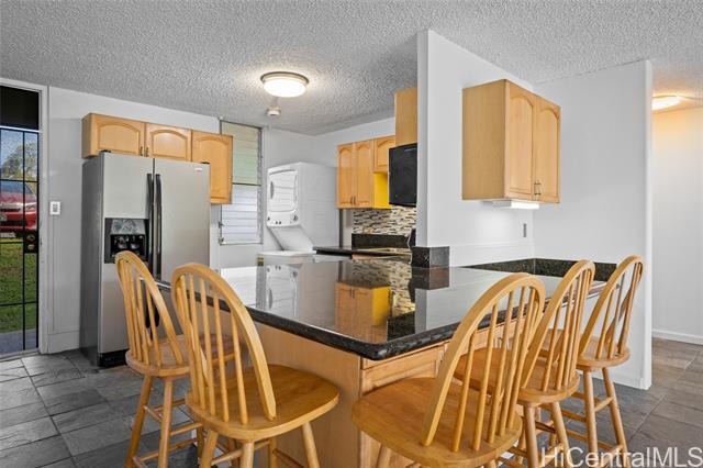 Building Photo - 95-009 Waikalani Dr