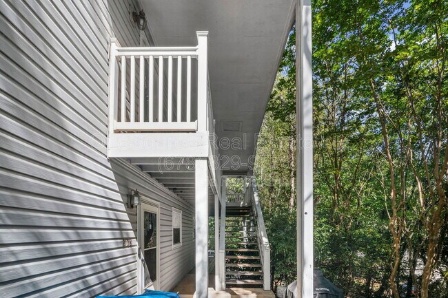 Foto del edificio - 2110 Augusta Dr