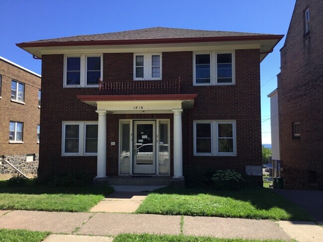 Building Photo - 1816 Jefferson St