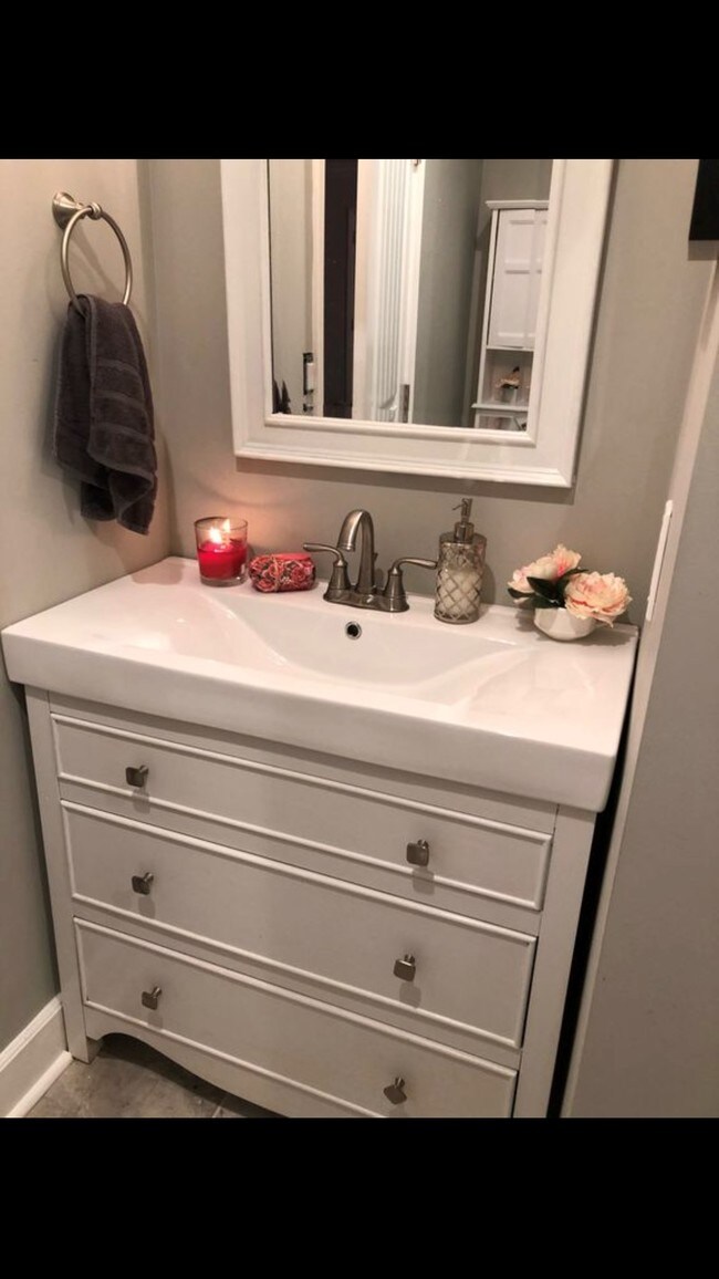 7601 Petty Jay Ct, Louisville, KY 40220 House for Rent in Louisville