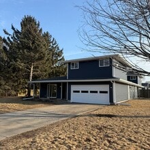 Building Photo - 2239-2239 N Thompson Rd