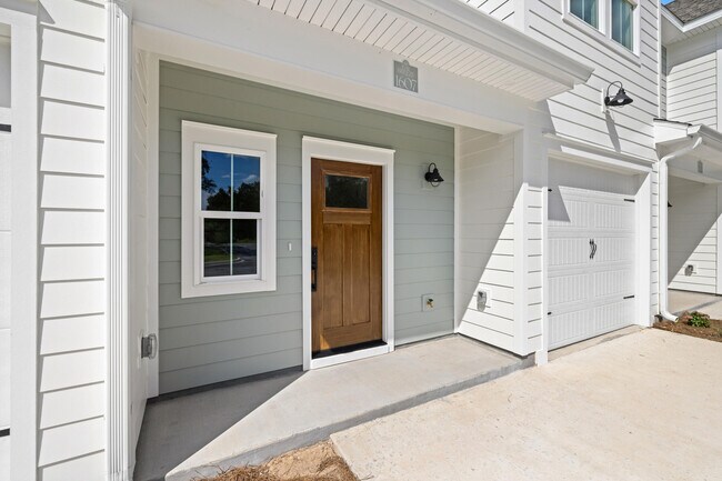 Building Photo - 1605 Beckett Blvd