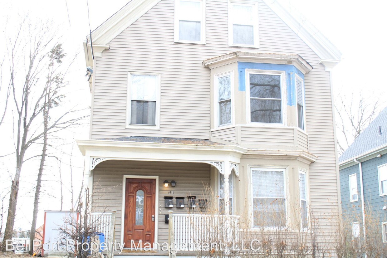 Primary Photo - 148 Washburn Ave
