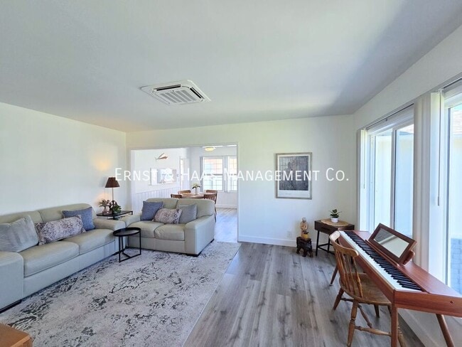 Foto del edificio - 2814 Candlewood St