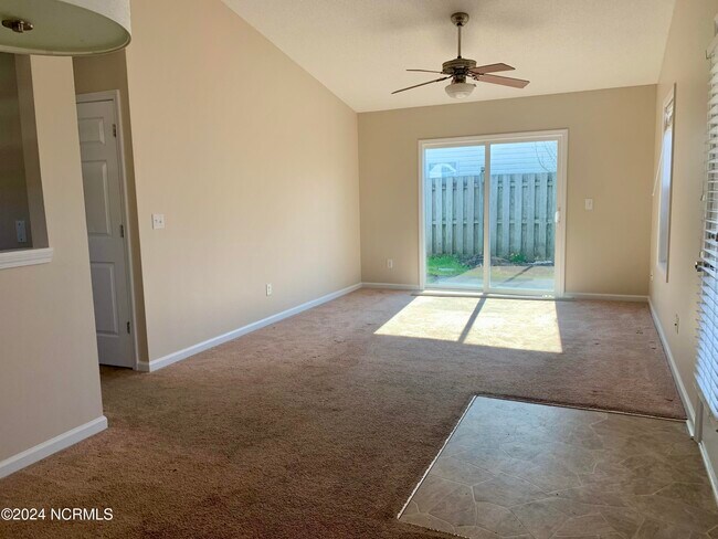 Building Photo - 7308 Vespar Ct