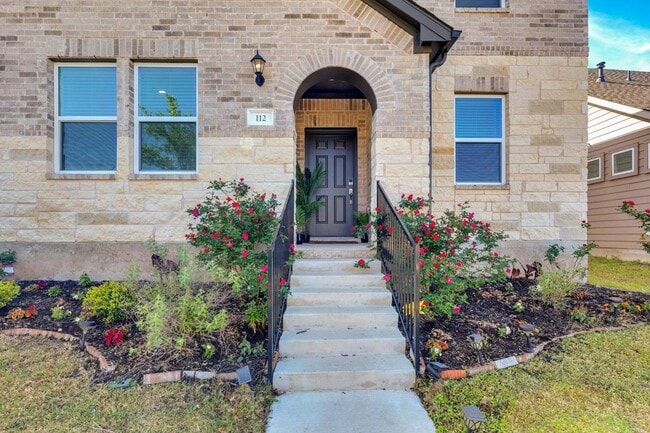 Foto del edificio - 112 Gracie Wy