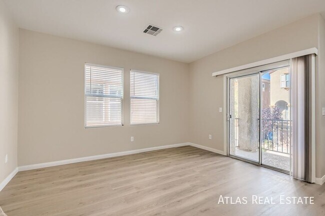 Foto del edificio - 9538 Summer Furnace St