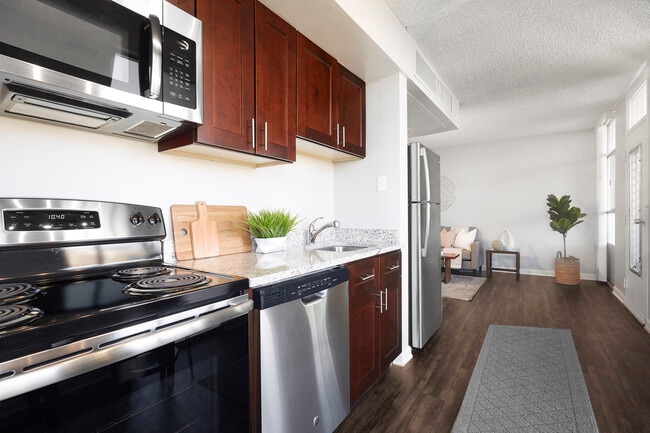 Foto del edificio - Metropolitan Apartments at Cheesman Park