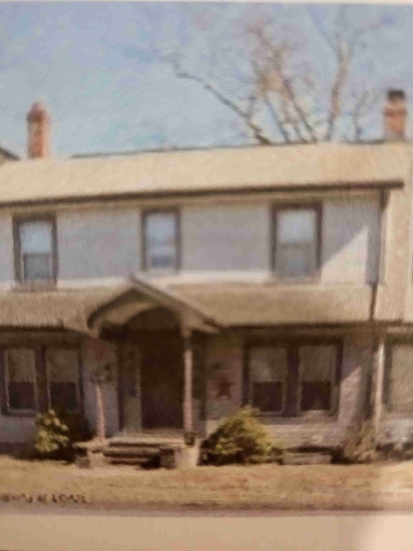 Primary Photo - 49 Tamaqua St