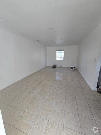Building Photo - 3154 Walnut Grove Ave