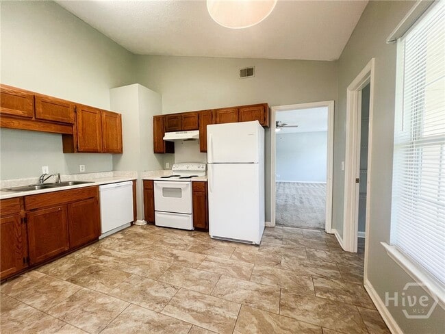 Building Photo - 148 Finn Cir