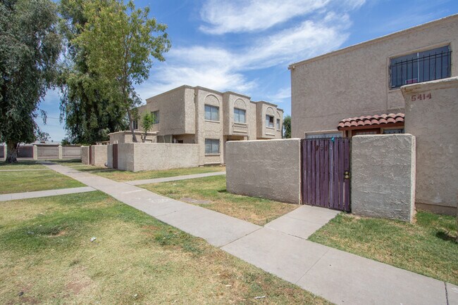 Building Photo - 5414 w lynwood street, phoenix az