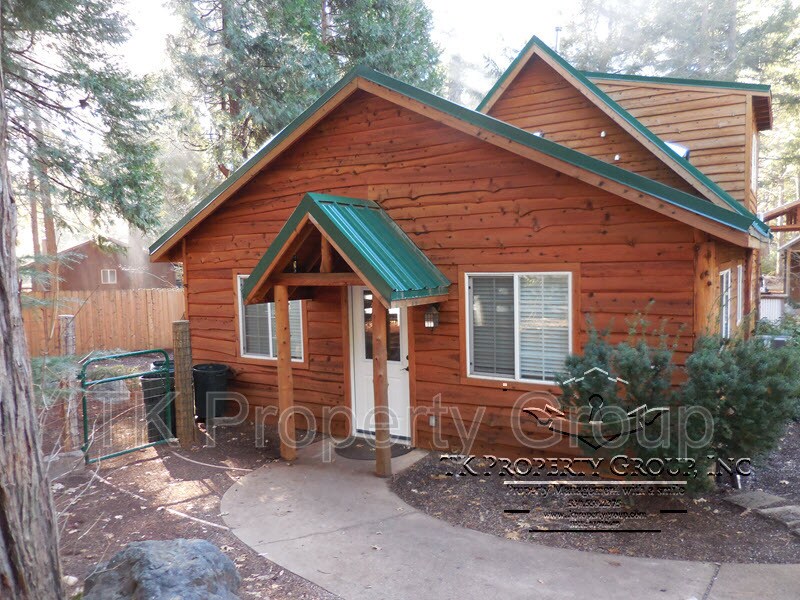 Foto principal - 13451 Quaker Hill Cross Rd