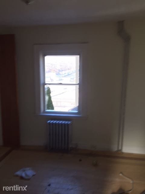 Building Photo - 3 br, 1 bath House - 3219 Ely Ave 1a