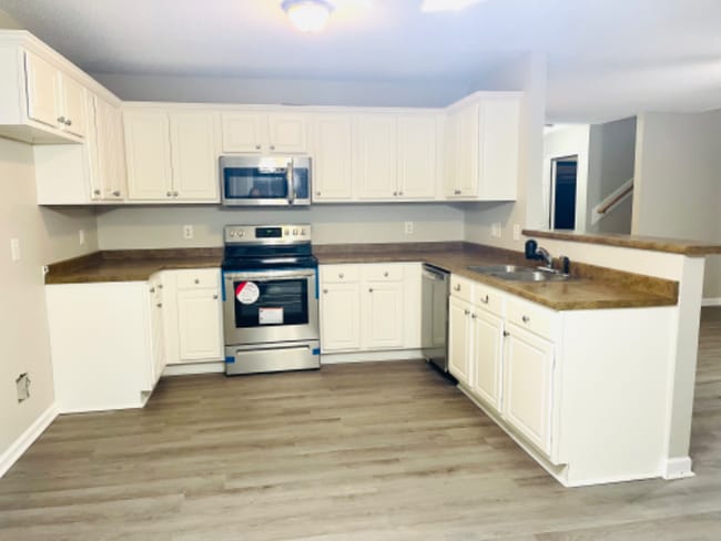 Foto del edificio - 4881 Beech Tree Dr SE