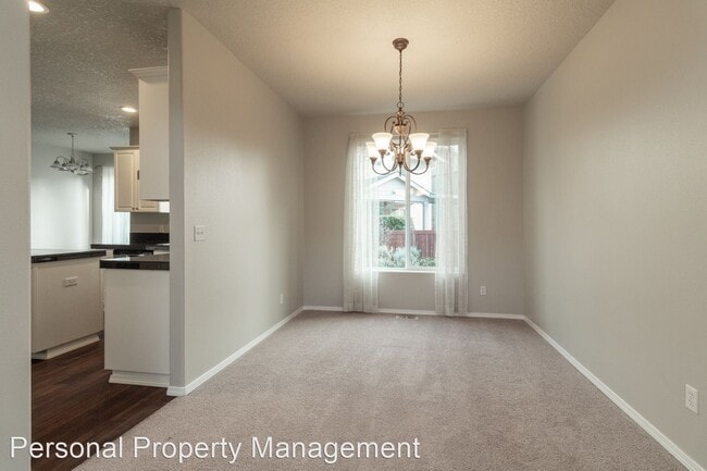 Building Photo - 4 br, 2.5 bath House - 17407 SE 23rd Way