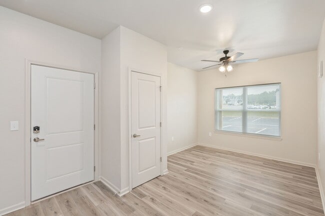 Building Photo - Platform Dothan