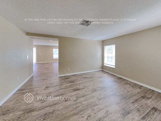 Building Photo - 31832 Spoonflower Cir