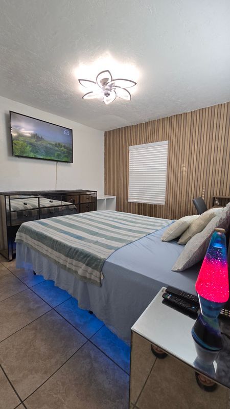 Foto del edificio - 1085 NW 24th St