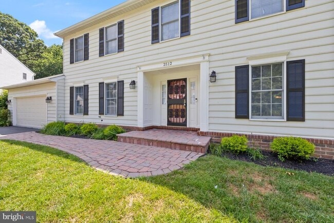 Building Photo - 2512 Locustwood Pl